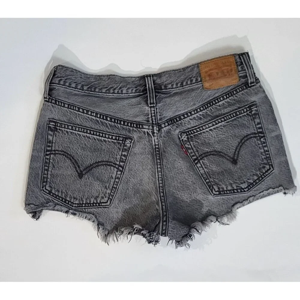 Levis 501 Womens Distressed Denim High-Waisted Button Fly Cutoff Shorts Size 28